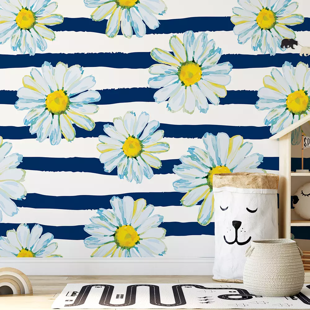 SUMMER DAISIES